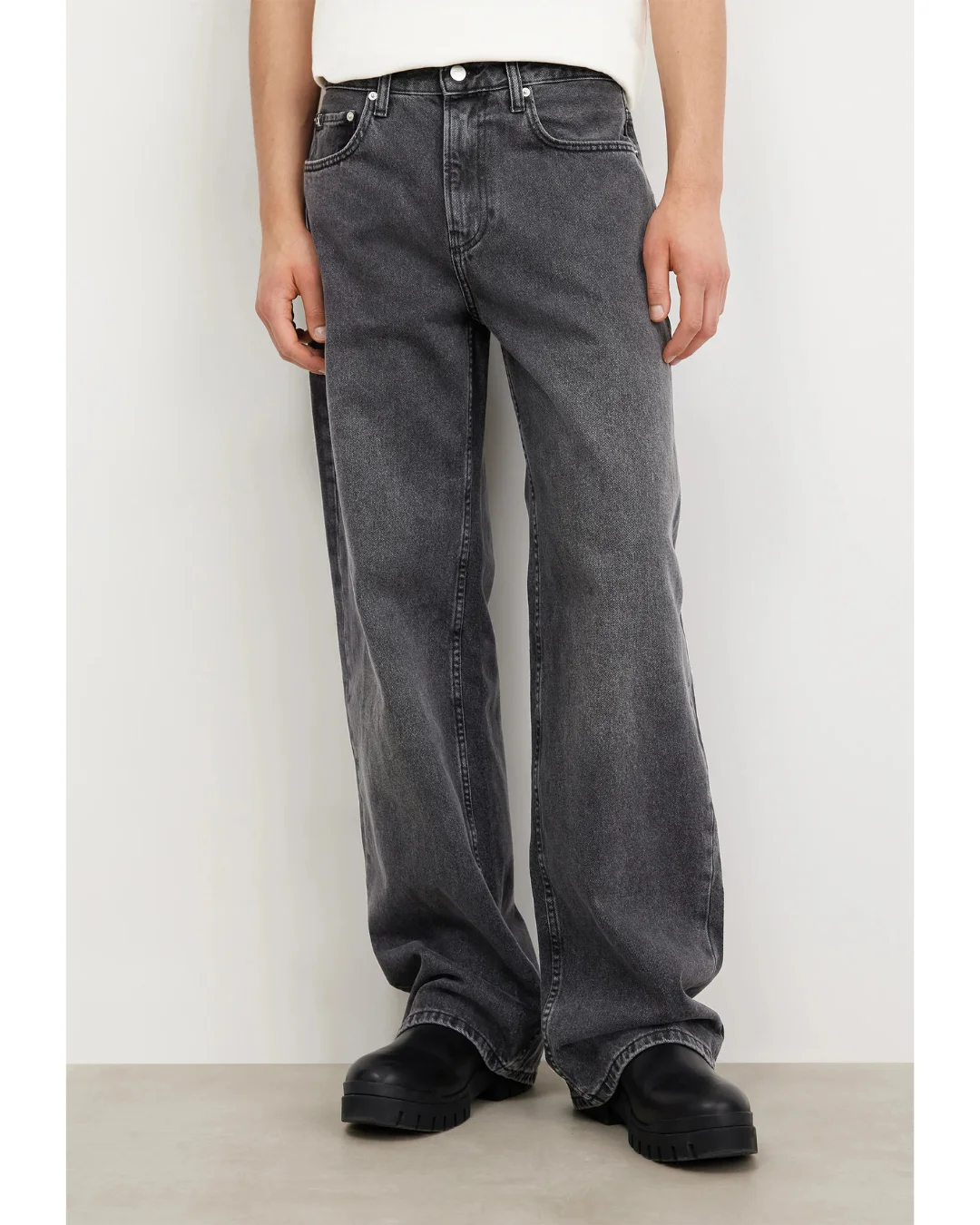storm wash classic straight Storm Wash Classic Straight Fit Jeans - Image 1